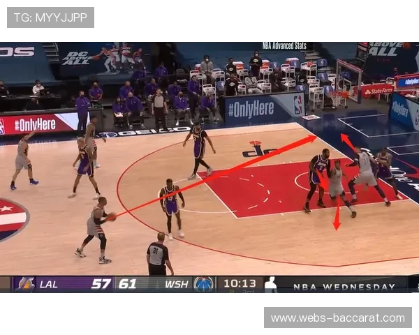 雨战影响传球精度，双方半场合计失误高达30次